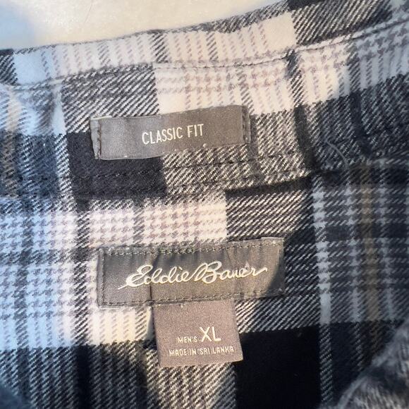 Eddie Bauer Button Shirt Men XL Classic Fit Flannel Black White Plaid 100 Cotton - Picture 2 of 15